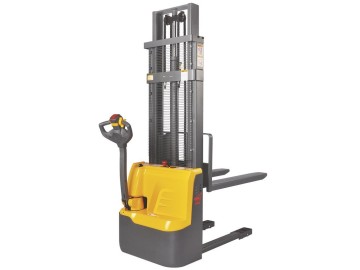 Штабелер самоходный 1,5 т 3,0 м cdd15r-e (сопровождаемый) xilin 1009600