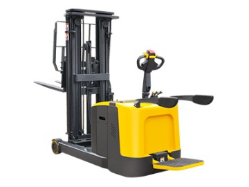 Штабелер электрический самоходный ричтрак 1,5 т 5,6 м cqd15r с платформой xilin 1032256