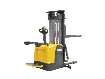 Штабелер самоходный 1,5 т 5,6 м cddk15-III li-ion 24/150 в/ач (с платформой) xilin 1036299