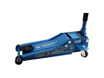 Низкопрофильный гидравлический подкатной домкрат GW-031 3т, 78-505мм Great Wolf